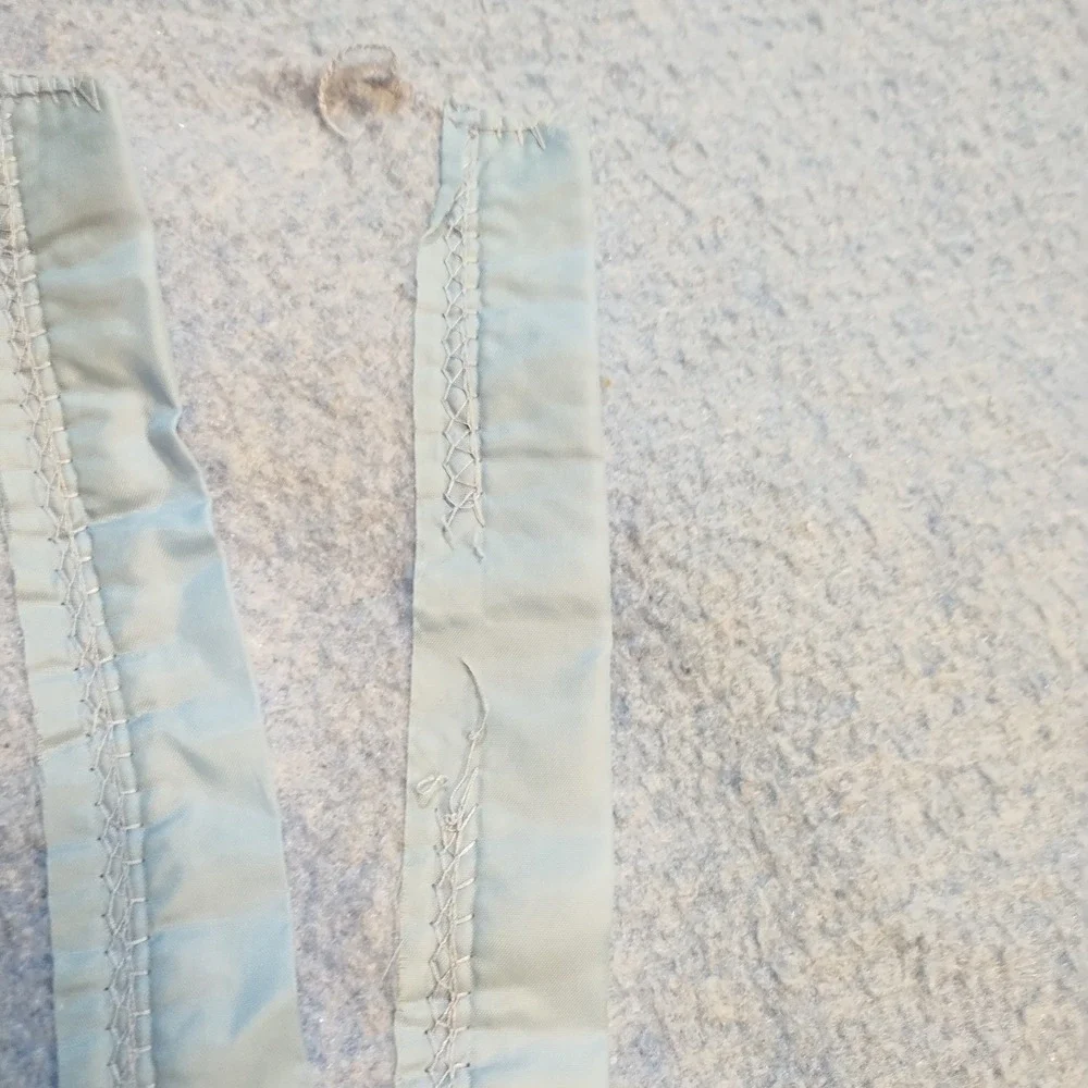Vintage Light Blue Acrylic Blanket Silk Trim Twin‎ 90x72